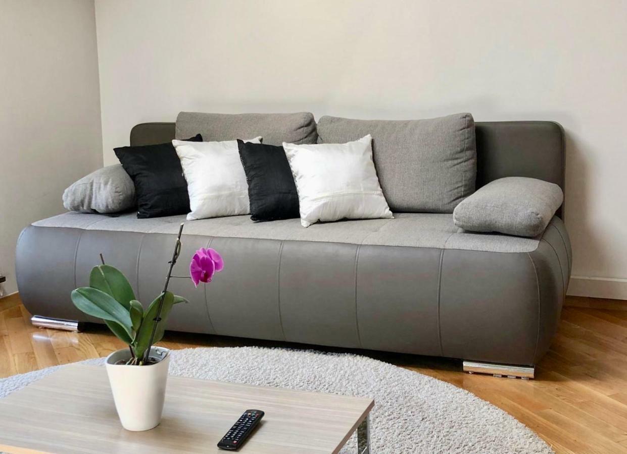 Apartments Corina Ζάγκρεμπ Εξωτερικό φωτογραφία